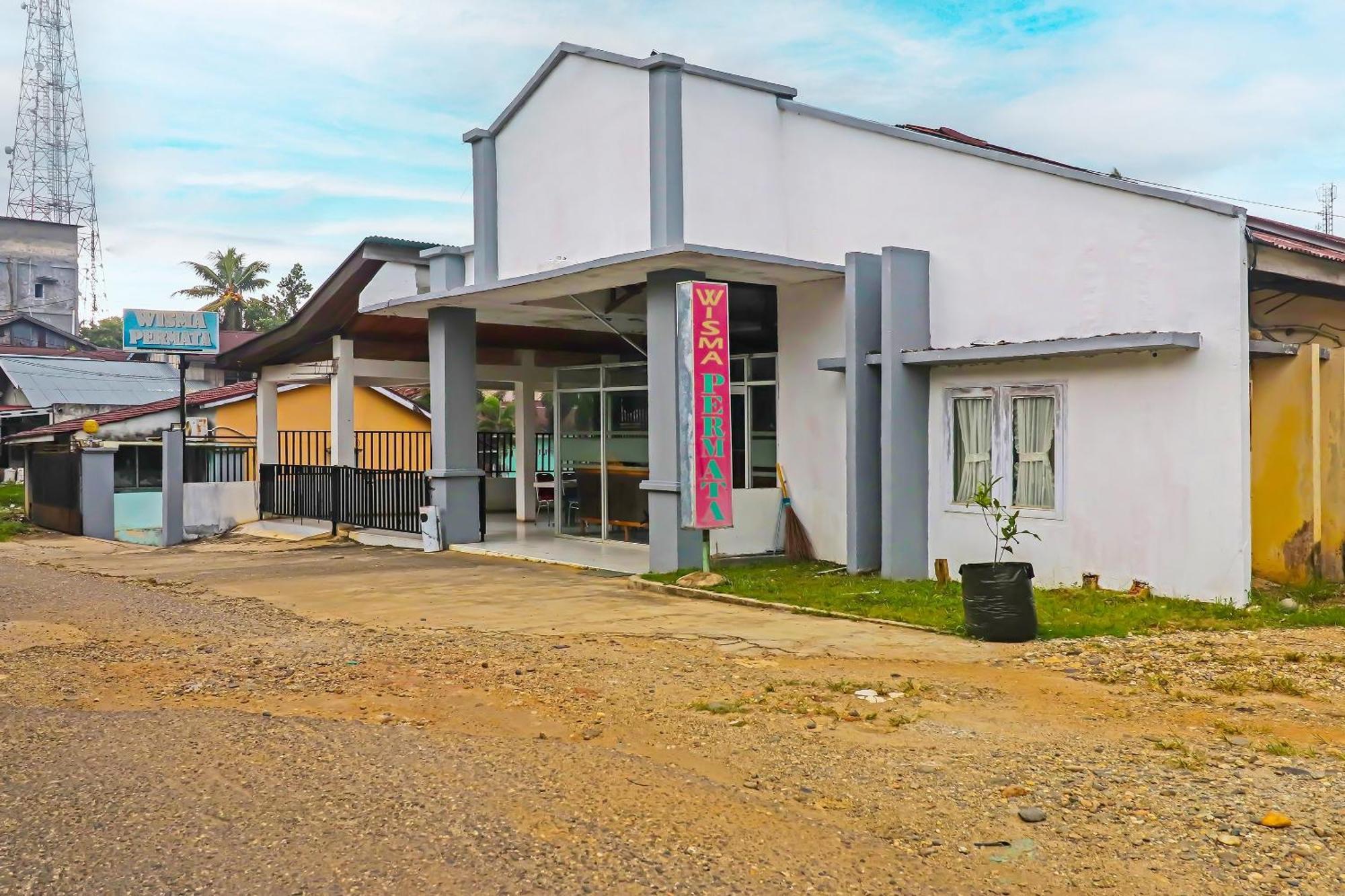 Oyo 92484 Wisma Permata Syariah Bangko Eksteriør billede